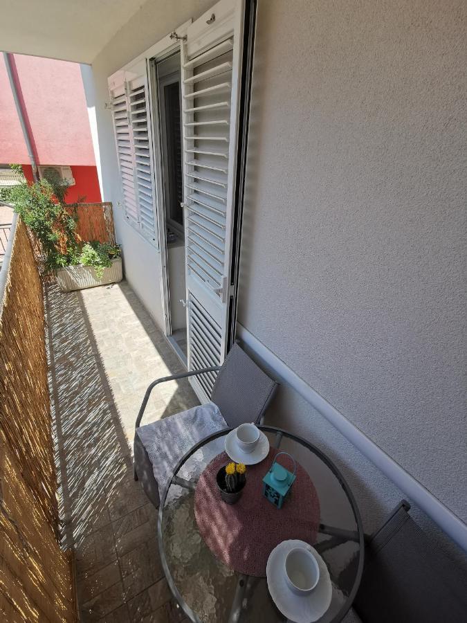 Apartman Jela شيبينيك المظهر الخارجي الصورة